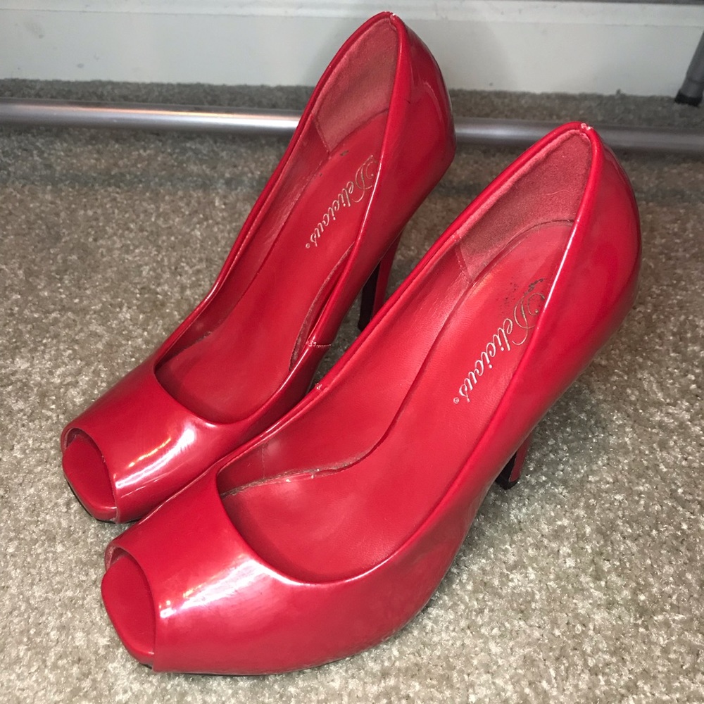Size 7 Red Heels